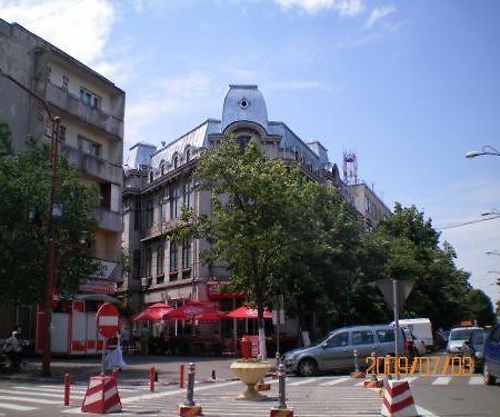 Hotel Coroana Buzău Exterior photo