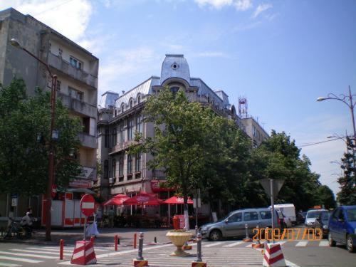 Hotel Coroana Buzău Exterior photo